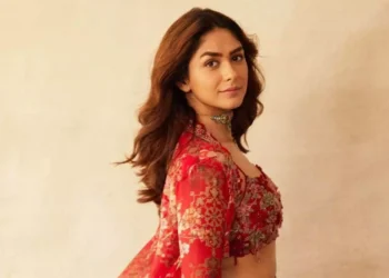 Mrunal Thakur: From TV Star to Acclaimed Film Actress