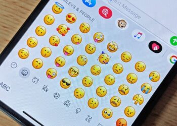 Why Indian Conversations Are Getting Shorter, but Mean More