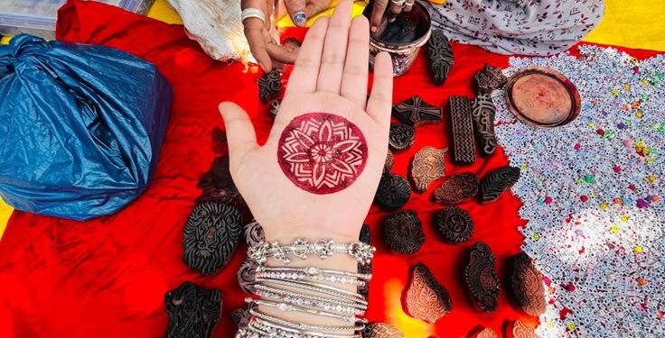 What Changes in You When You Travel Without English in India