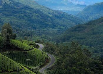 How India Travels Sustainably: Everyday Techniques Making Tourism Greener