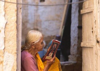 The Indian Art of Waiting: Platforms, Offices, and the Patience We Practice