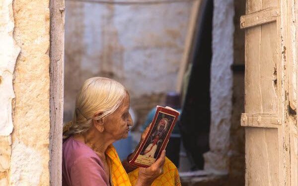 The Indian Art of Waiting: Platforms, Offices, and the Patience We Practice