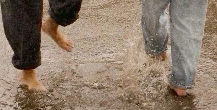 How Indian Weather Quietly Decides Our Moods, Plans, and Social Lives