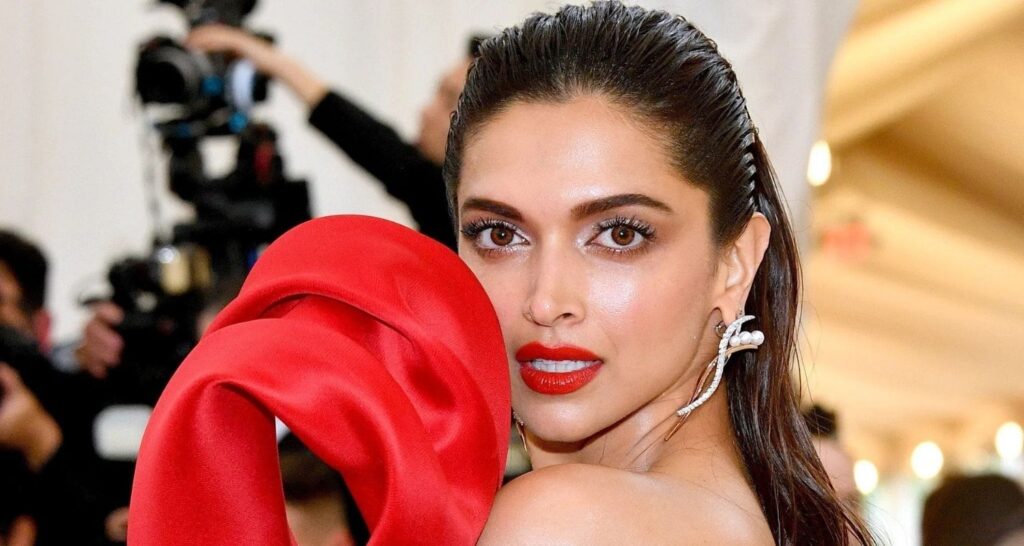 Deepika Padukone, the ‘love-ly’ mother – Asiapedia Deepika Padukone, the ‘love-ly’ mom - Asiapedia