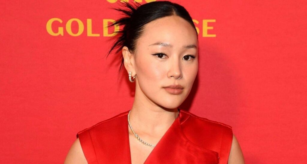 ‘Bridgerton’ superstar Yerin Ha stocks steamy scene struggles – Asiapedia ‘Bridgerton’ star Yerin Ha shares steamy scene struggles - Asiapedia