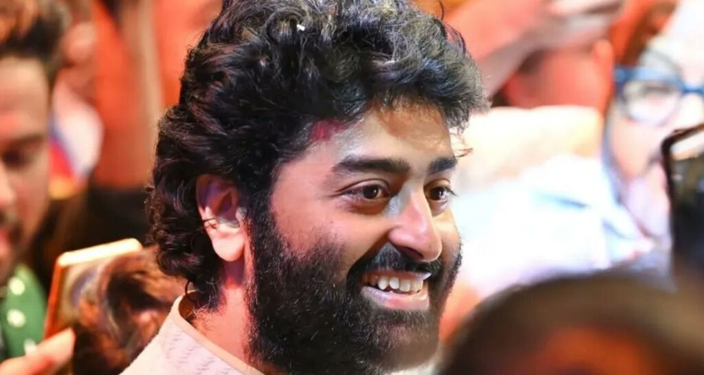 Arijit Singh drops first track ‘Raina’ post-retirement - Asiapedia