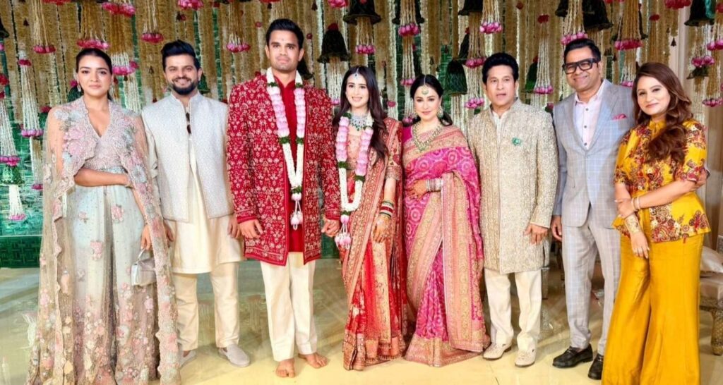 Arjun Tendulkar, Saaniya Chandhok tie the knot - Asiapedia