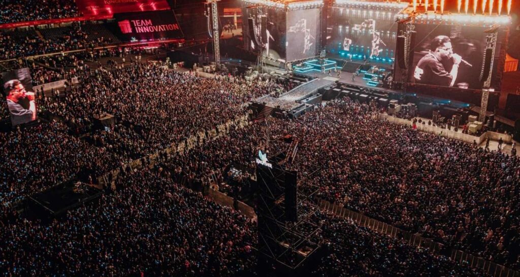 Karan Aujla kicks off India excursion with large Delhi display – Asiapedia Karan Aujla kicks off India tour with massive Delhi show - Asiapedia