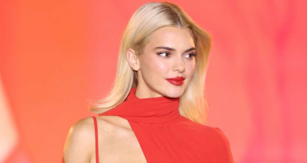 Kendall Jenner addresses lesbian rumours – Asiapedia Kendall Jenner addresses lesbian rumours - Asiapedia