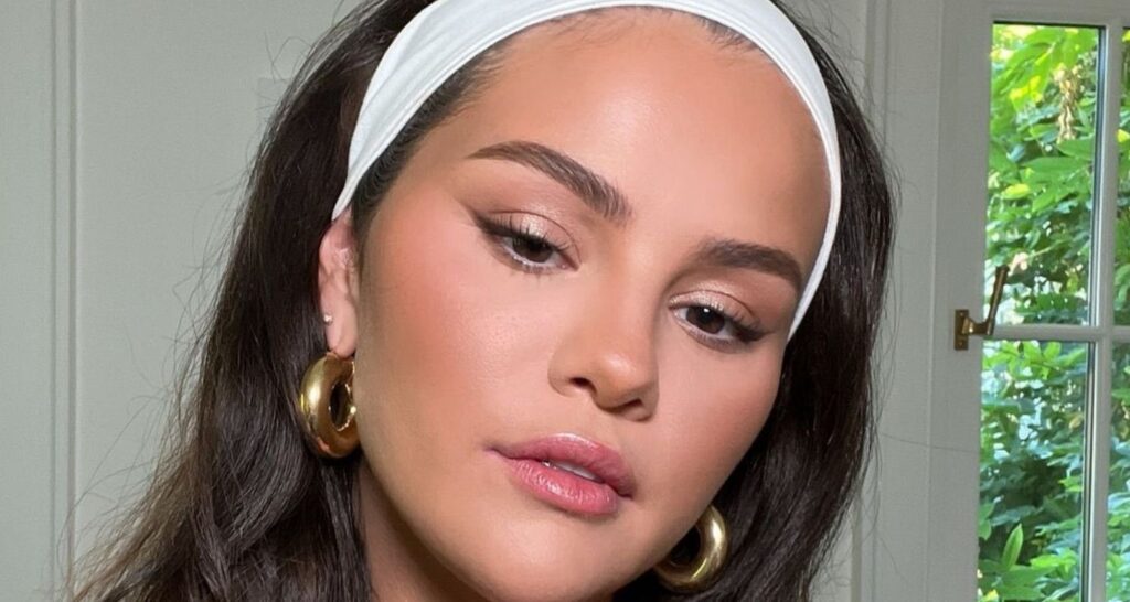 Misdiagnosis to bipolar, Selena Gomez has seen it all - Asiapedia