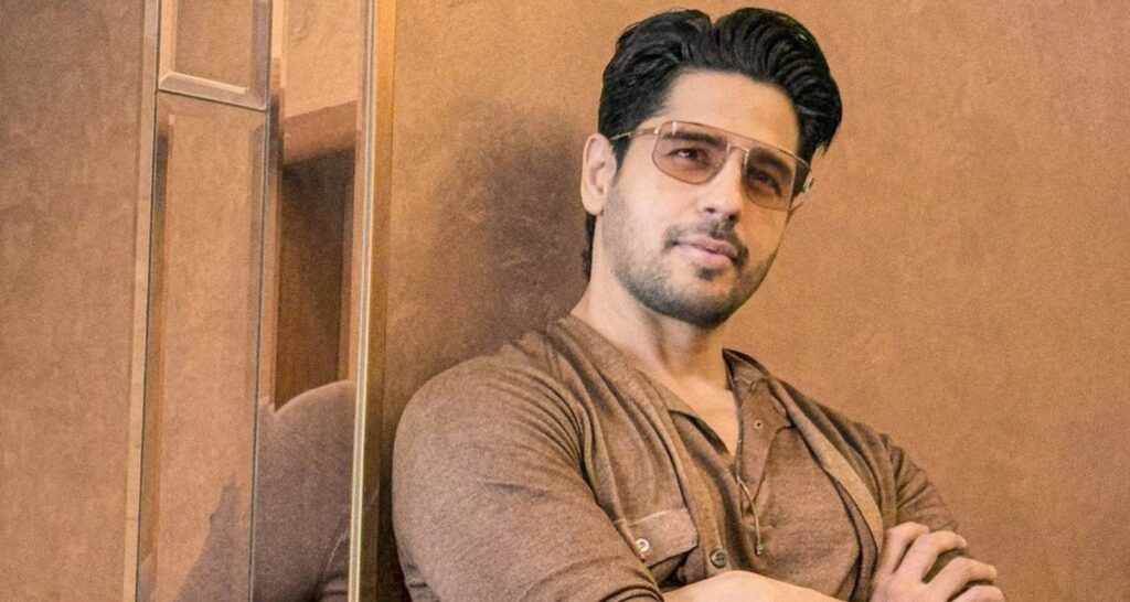 Sidharth Malhotra’s ‘Vvan’ to unencumber on August 28 – Asiapedia Sidharth Malhotra’s ‘Vvan’ to release on August 28 - Asiapedia