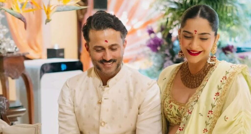 Sonam Kapoor, Anand Ahuja blessed with a toddler boy for 2nd time – Asiapedia Sonam Kapoor, Anand Ahuja blessed with a baby boy for second time - Asiapedia