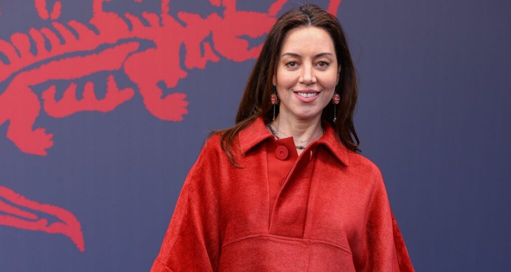 Aubrey Plaza anticipating first child – Asiapedia Aubrey Plaza expecting first baby - Asiapedia