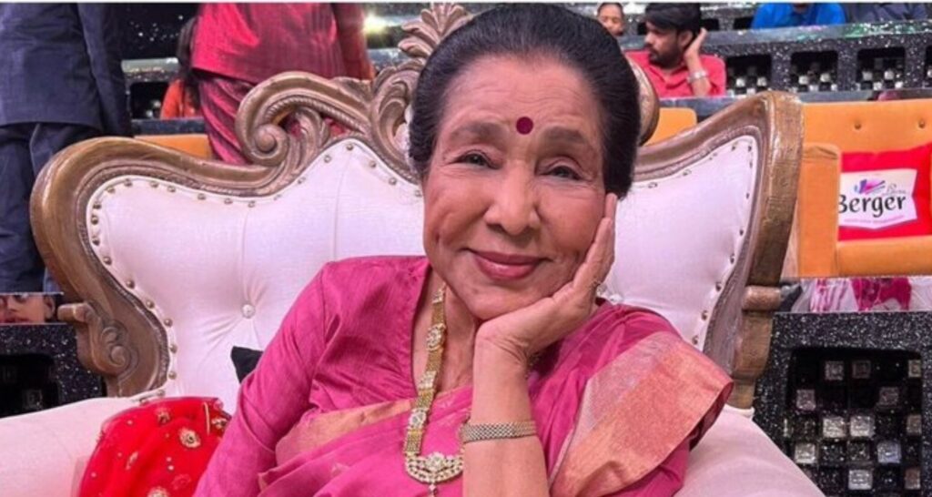 Singer Asha Bhosle suffers cardiac arrest; admitted to hospital - Asiapedia