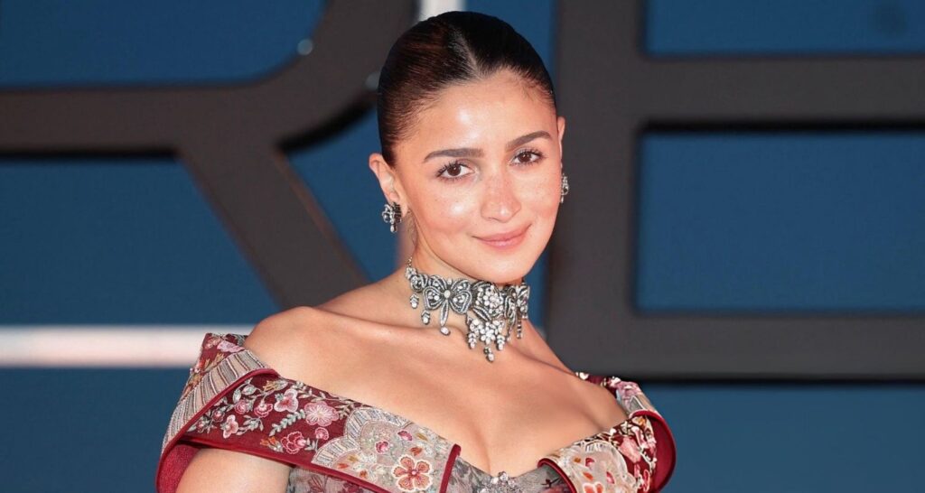 Alia Bhatt hits back at troll over her Cannes video - Asiapedia