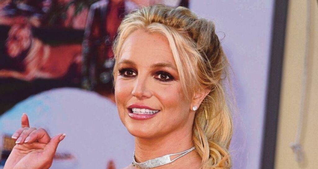Britney Spears charged with driving under influence - Asiapedia