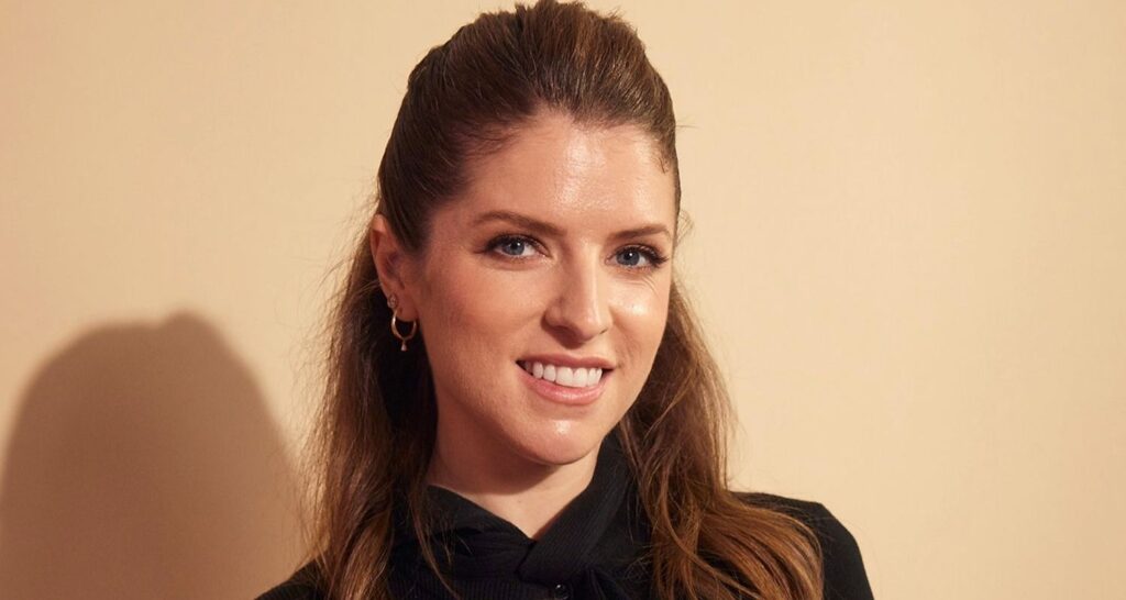 Anna Kendrick to direct ‘The Seven Husbands of Evelyn Hugo’ – Asiapedia Anna Kendrick to direct 'The Seven Husbands of Evelyn Hugo' - Asiapedia