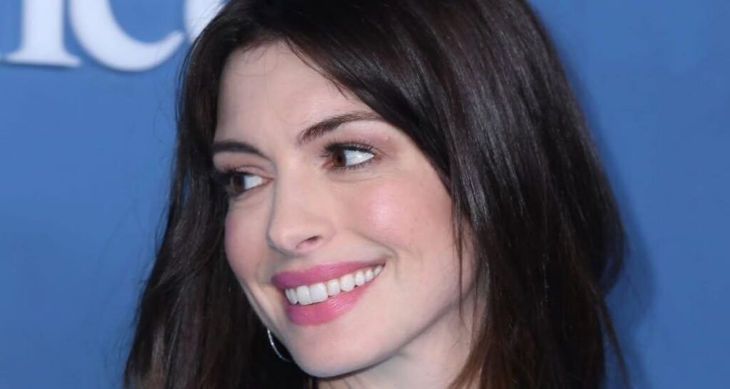 Anne Hathaway named Disney Legend - Asiapedia