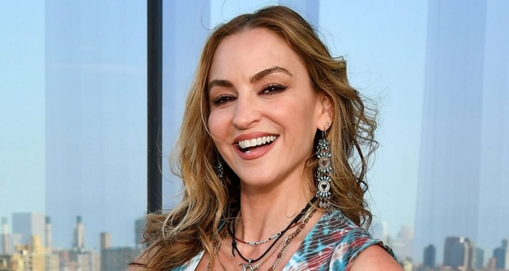 OnlyFans was a political statement for Drea de Matteo - Asiapedia